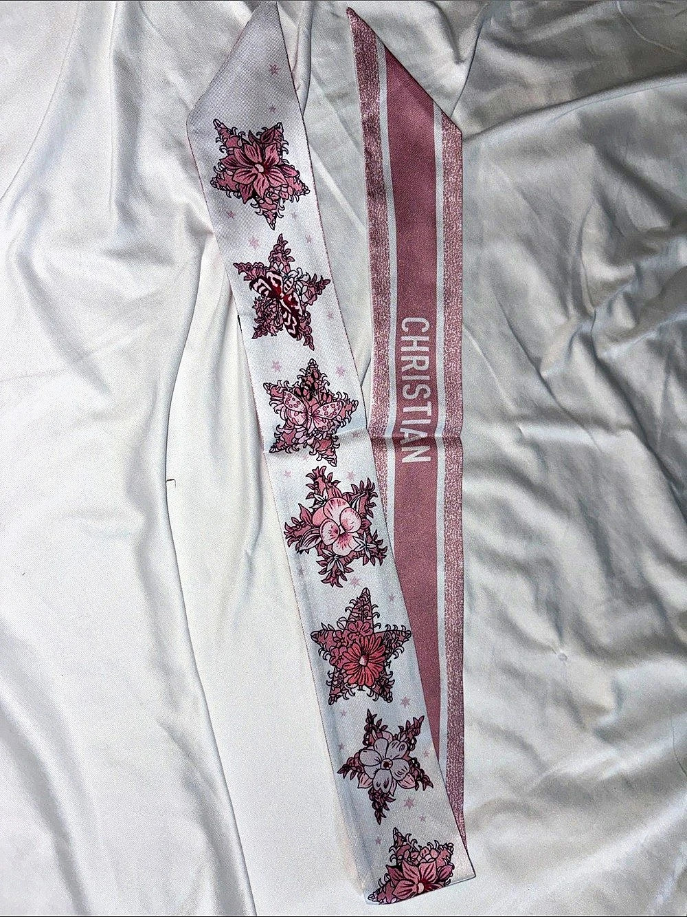 Inspired twilly White & Pink